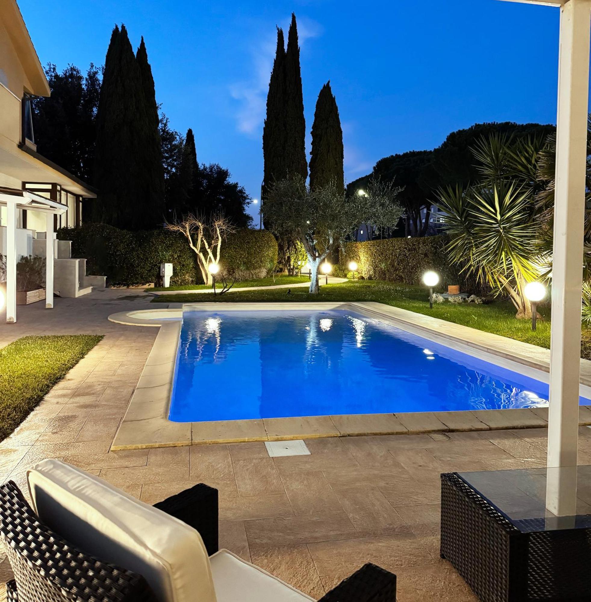 Residence Il Boschetto - Villa Con Piscina 格罗塞托 外观 照片